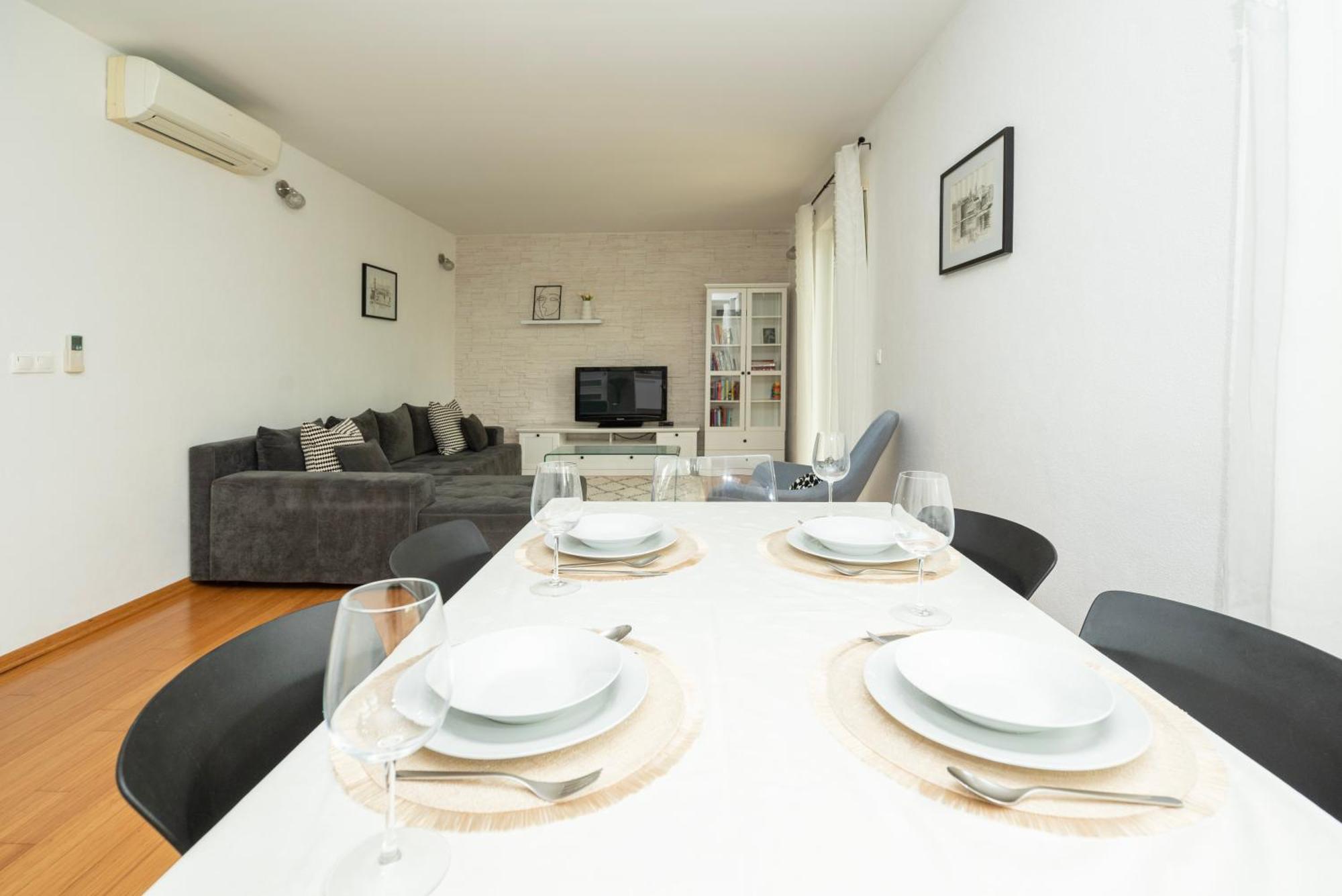 Apartment Paula Trogir Exterior photo
