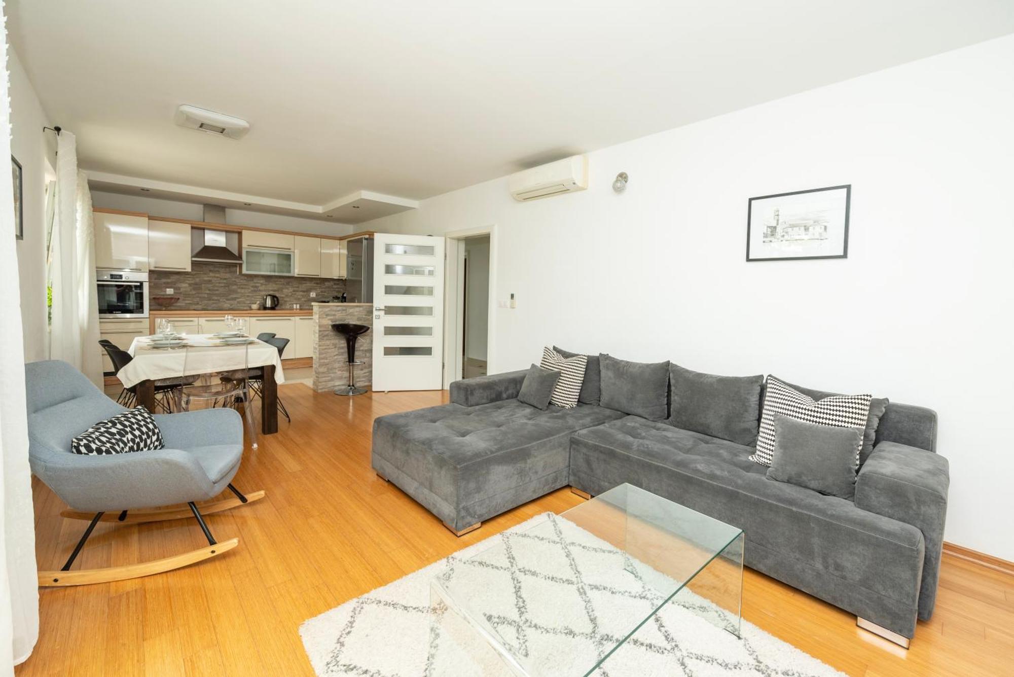 Apartment Paula Trogir Exterior photo